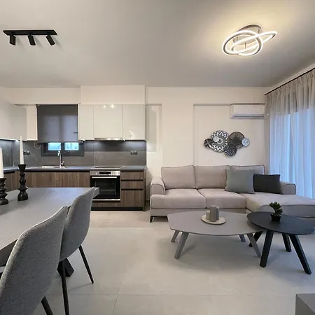 Athenean Gem Near Athens Metro Mall-2